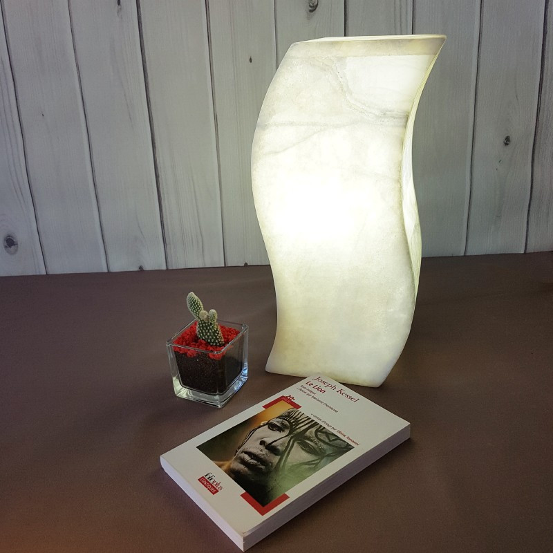Lampe de table en pierre naturelle